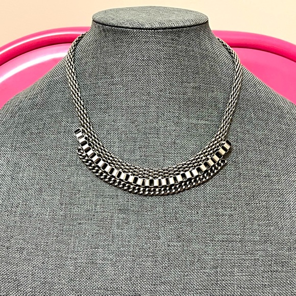 Vintage Y2K Chain Style Choker Necklace - Picture 1 of 7